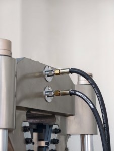 Máquina <span class=keywords><strong>de</strong></span> Ensayo Universal Electrohidráulica Servo <span class=keywords><strong>de</strong></span> 1000kN para Análisis <span class=keywords><strong>de</strong></span> Tracción, Compresión <span class=keywords><strong>y</strong></span> Fatiga <span class=keywords><strong>de</strong></span> Metales - Product Image 4
