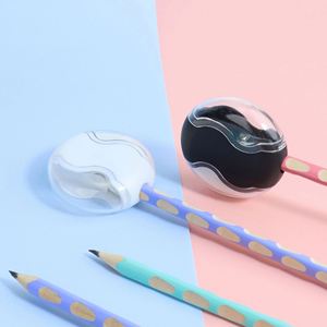 Taille-crayon rond à un trou avec capuchon gomme intégré - Fourniture scolaire mignonne pour enfants, cadeau promotionnel pour la classe - Product Image 2