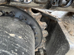 รถขุดตีนตะขาบ Doosan DH220LC-9E มือสองแท้ สภาพดี ขายด่วน - Product Image 4