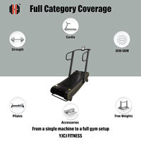 Tapis roulant en acier courbé avec barres d'appui fermées, écran compact, plateau de course arqué, barre d'assistance avant, base stable, musculation