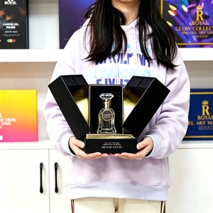 Luxury Design Embossed Sponge Lined Biodegradable Rigid Paperboard Perfume Bottle with <b>Box</b> - Product Image 6