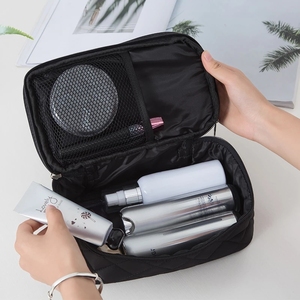Trousse de Maquillage Professionnelle de <span class=keywords><strong>Voyage</strong></span> 2026, Grande Taille, en Nylon Noir, Étiquette Privée, Sac Cosmétique Très Vendu - Product Image 1
