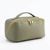 2024 NOUVEAU YCH Trousse de toilette de voyage étanche personnalisée Trousse de maquillage cosmétique en cuir Pochette cosmétique de voyage en cuir