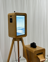 Photomaton en bois de luxe pour mariage, fête, événement, studio de selfie