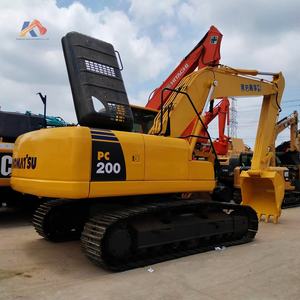 Excavatrice Komatsu PC200-8 de 20 tonnes, peu utilisée, fiable pour la construction et l'aménagement paysager, équipement Komatsu d'occasion - Product Image 1