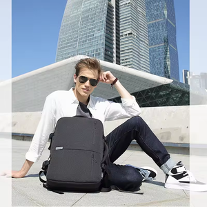 Sac à dos imperméable pour homme en Oxford noir, personnalisé avec logo, pour le sport, le bureau, l'école, l'ordinateur portable - Product Image 5