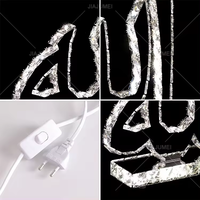 Lampe de table décorative minimaliste en acier inoxydable avec base en cristal pour chambre d'hôtel, salon et chambre à coucher