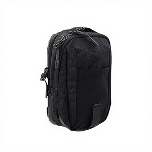 Sac à bandoulière décontracté unisexe en nylon avec fermeture éclair et compartiment intérieur pour un usage quotidien - Product Image 3