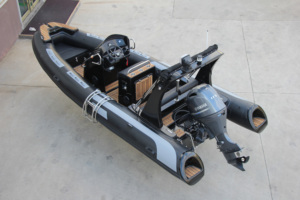 Prix d'usine <span class=keywords><strong>Bateau</strong></span> semi-rigide à coque en fibre de verre de 19 pieds, <span class=keywords><strong>gonflable</strong></span>, en Hypalon PVC, à fond en V profond, <span class=keywords><strong>avec</strong></span> certification CE - Product Image 3