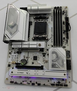 Placa Base para PC de Escritorio de Alta Calidad A-s-Rock X99 Dual TaiChi Gaming DDR5 128GB SATA de Doble Canal con Gráficos Integrados - Product Image 1
