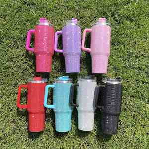 Vaso Térmico Bling de 40 oz con Asa, Tapa y Popote, en Rojo, Negro, Rosa y Azul, con Diamantes de Imitación, para Gimnasio y Deportes - Product Image 2