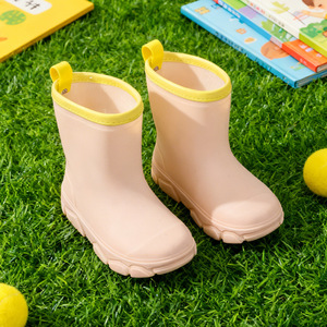 รองเท้าบูทยางกันน้ำเด็กแบบยาวถึงเข่า กันลื่น น้ำหนักเบา ใส่ได้ทั้งเด็กชายและเด็กหญิง สามารถใส่ซับในขนแคชเมียร์ได้ เหมาะสำหรับนักเรียน - Product Image 6