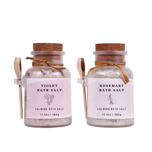 Vente en gros <span class=keywords><strong>de</strong></span> sels <span class=keywords><strong>de</strong></span> bain <span class=keywords><strong>de</strong></span> luxe biologiques aux fleurs <span class=keywords><strong>de</strong></span> cristal, étiquette privée, rose moussante, achat en gros - Product Image 1