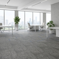 Dalles de moquette modulaires créatives DIY en gros, OEM, multicolores, PP 50x50cm, pour bureaux et salles de conférence, insonorisantes