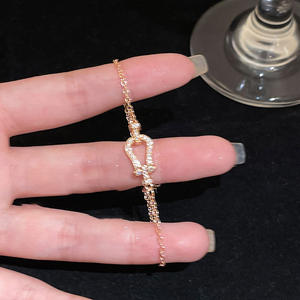 Pulsera de Cadena de Lujo Chapada en Oro de 18K con Circonita Cúbica y Hebilla de Herradura de Diamantes para Mujer, Regalo para Uso Diario o Fiestas - Product Image 5