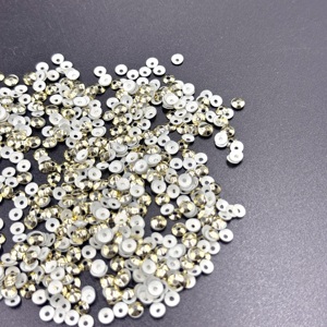 Strass thermocollants holographiques de luxe, dorés clairs, à trou central, à dos plat, 4 mm, de haute qualité, sans nickel, écologiques, pour vêtements - Product Image 3