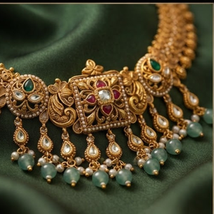 Conjunto de Collar y Pendientes Kundan Tradicionales y Modernos, con Perlas Doradas y Piedras Verdes y Rojas, Joyería de Boda para Mujer - Product Image 4