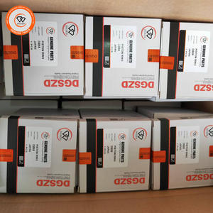 עבור קומצא מנוע PC200-5 4d95l מחפר אביזרים משאבת מים חצוף 6206-61-1104 חלקי מכונות בנייה - Product Image 5