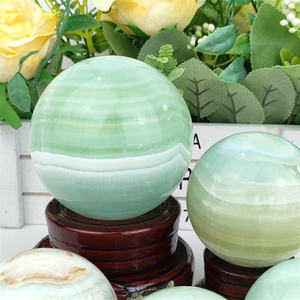 Boule de pierres précieuses de méditation Aqua calcite sphère de calcite des caraïbes pour la décoration de la maison - Product Image 2