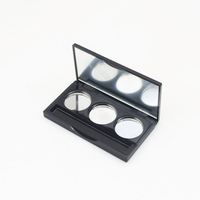Étui à fard à paupières 3 trous Classic Empty Matt Black cover noir emballage plastique palette d'ombres à paupières personnalisée avec miroir