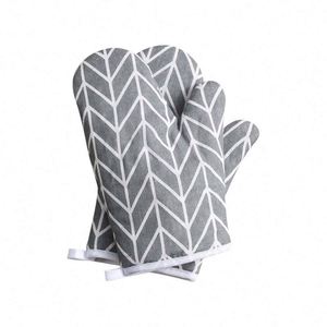 Gants isolants thermiques de style nordique, anti-brûlure, pour four à micro-ondes, résistants aux hautes températures, pour la cuisine et la pâtisserie - Product Image 1