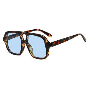 Nouvelles lunettes de soleil à double pont en forme de <span class=keywords><strong>crapaud</strong></span> pour femme, style 2025, même modèle que sur Little Red Book, idéales pour les activités de plein air et les photos Instagram. - Product Image 4