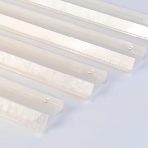 Regla de Mahjong de Acrílico de Lujo, Color Blanco Perla, Empujador de Fichas Recto para Juegos de Mahjong Americanos, Entretenimiento en el Hogar - Product Image 1