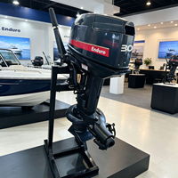 Moteur marin hors-bord à essence Yamaha 30 CV, état neuf, idéal pour les courses d'endurance