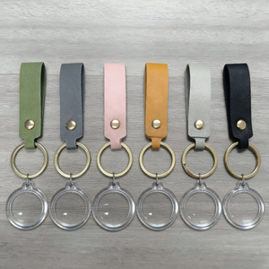 Set <span class=keywords><strong>di</strong></span> <span class=keywords><strong>Portachiavi</strong></span> Personalizzabili in Acrilico con Foto Digitale e Cinturino in Pelle PU, Serigrafia, Leggeri, per Matrimoni e Fai-da-Te - Product Image 1