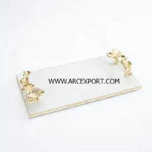 Warna putih dengan pegangan desain Lear warna emas untuk nampan marmer dekorasi desain kualitas terbaik terbaik