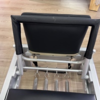 Appareil de Pilates Reformer à domicile avec cadre en aluminium pour des programmes d'entraînement à faible impact sur le gainage, la flexibilité et le corps entier CESGS
