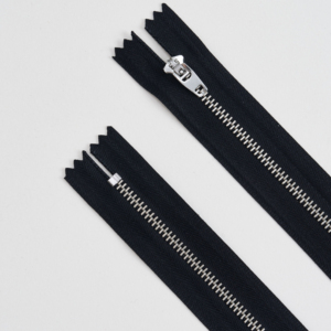 Factory Direct High Quality Custom Size Normal Teeth Metal Zipper YG Zipper Slider for <strong>Garment</strong> <strong>Processing</strong> <strong>Accessories</strong> - Product Image 1