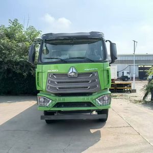 Camion benne Sinotruk Howo NX robuste avec caisse de chargement épaissie pour le transport de sable, de minerai et de terrassement sur les routes accidentées africaines - Product Image 4