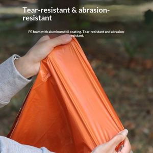 Impermeable Térmico con Capucha, Reflectante, Desechable, Portátil, para Todas las Estaciones, Poncho de Mylar con Lámina de Aluminio - Product Image 3