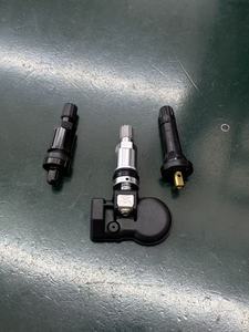 universal digital wireless tire pressure monitoring sensor, 315/433MHz, LCD display, programmable, 2450 battery - Product Image 6