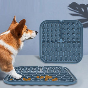 Hot selling portable silicone pet slow food mat solid color pet placemat with suction cup simple feeding <b>bowl</b> for <b>cats</b> and dogs - Product Image 2