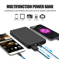 Mini démarreur de secours compact 8000mAh 12V à manivelle pour voiture, camion et moto avec courant de crête 300A, batterie externe USB et compresseur d'air