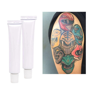 Crème hydratante et nourrissante naturelle pour la protection de la peau après tatouage, baume après-tatouage, soin après-tatouage - Product Image 6