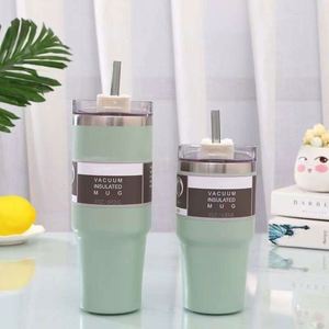 Gobelet isotherme en acier inoxydable 20oz/600ml avec paille, tasse de voyage au design minimaliste, plusieurs options de couleurs - Product Image 2