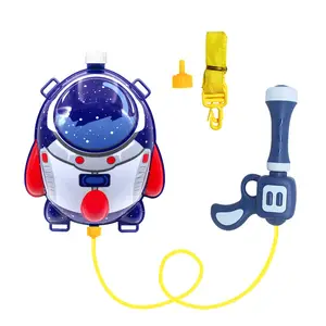 2021 गर्म बिक्री अंतरिक्ष अंतरिक्ष यात्री कार्टून बच्चों आउटडोर गर्मियों खिलौने वापस टैंक पानी बंदूक