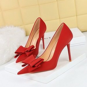 Designer Women's Wedding Pumps 2025 Silk Bow Shoes Female Sweet Stiletto <b>Heels</b> for Ladies - Product Image 2