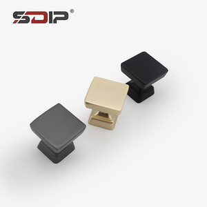 China Großhandel Küchen schrank Knöpfe und Griffe Moderne Schwarz gold Metall Schublade Möbel Griffe Knöpfe - Product Image 4