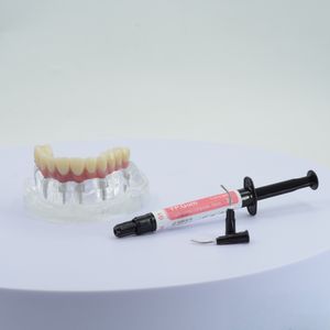 Porcelaine polymère <span class=keywords><strong>composite</strong></span> <span class=keywords><strong>en</strong></span> résine OP pour couronnes et bridges <span class=keywords><strong>en</strong></span> porcelaine polymère - Product Image 3