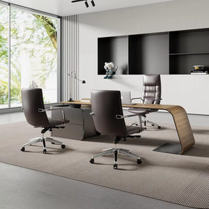 Silla de Oficina Ejecutiva de Cuero de Respaldo Alto Mingle Factory, Silla Giratoria de Juez Ajustable, Silla de Oficina de Cuero Rústico - Product Image 1