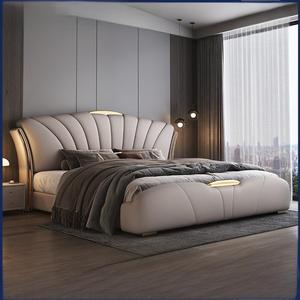 เตียงหนังสไตล์อิตาเลียนสุดหรู รูปทรงเปลือกหอย สำหรับห้องนอนใหญ่ บุหนานุ่ม เหมาะสำหรับบ้านและโรงแรม - Product Image 5