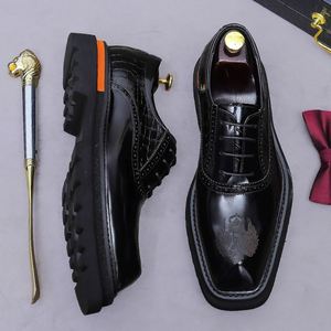 Chaussures habillées d'automne pour hommes, rehaussantes, neuves, de haute qualité, élégantes et haut de gamme, à lacets - Product Image 3