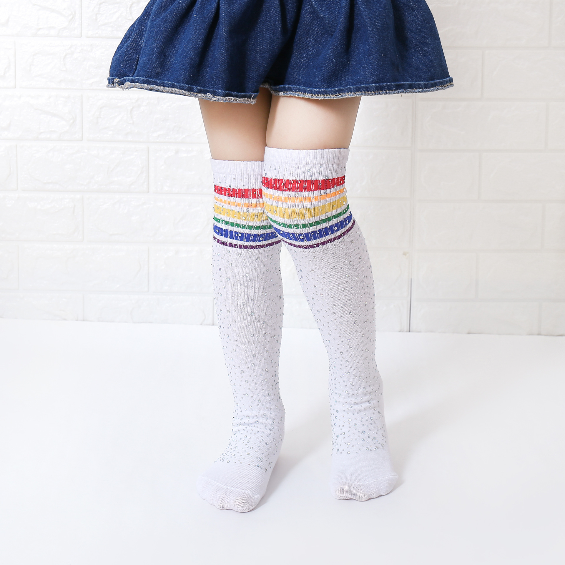 Strisce bianche arcobaleno