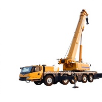 Grue tout-terrain XCA160H de 160 tonnes, portée 38 m, flèche 68 m, la mieux notée pour l'installation et l'entretien de turbines éoliennes