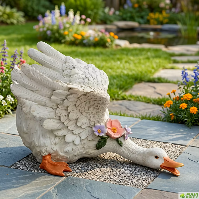 Life Size Green Headed Duck Statue Eco-friendly Waterproof Outdoor Resin Lifelike Hand-painted Sculpture Home Garden