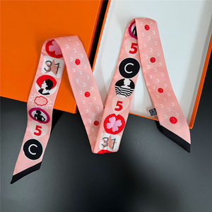 Écharpe de luxe en <span class=keywords><strong>soie</strong></span> sergé <span class=keywords><strong>100</strong></span> % <span class=keywords><strong>soie</strong></span> de haute qualité pour <span class=keywords><strong>femme</strong></span>, rubans en polyester, <span class=keywords><strong>foulard</strong></span> de créateur pour le cou, foulards personnalisés pour sacs à main pour <span class=keywords><strong>femme</strong></span> - Product Image 4